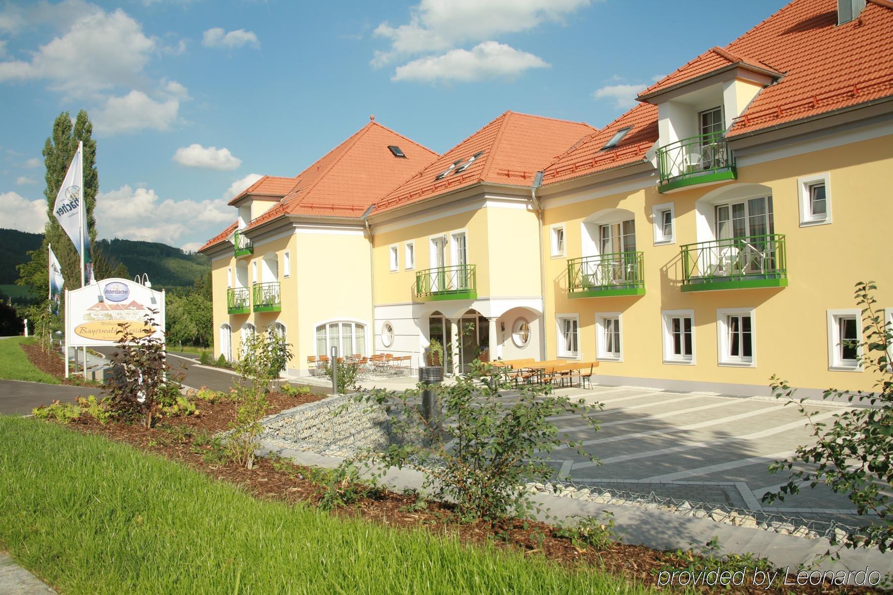 Akzent Hotel Bayerwald-Residenz Нойкирхен Экстерьер фото