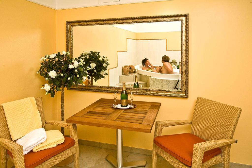 Akzent Hotel Bayerwald-Residenz Нойкирхен Экстерьер фото