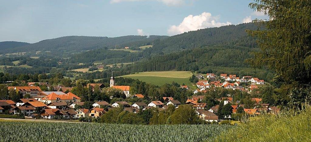 Akzent Hotel Bayerwald-Residenz Нойкирхен Экстерьер фото