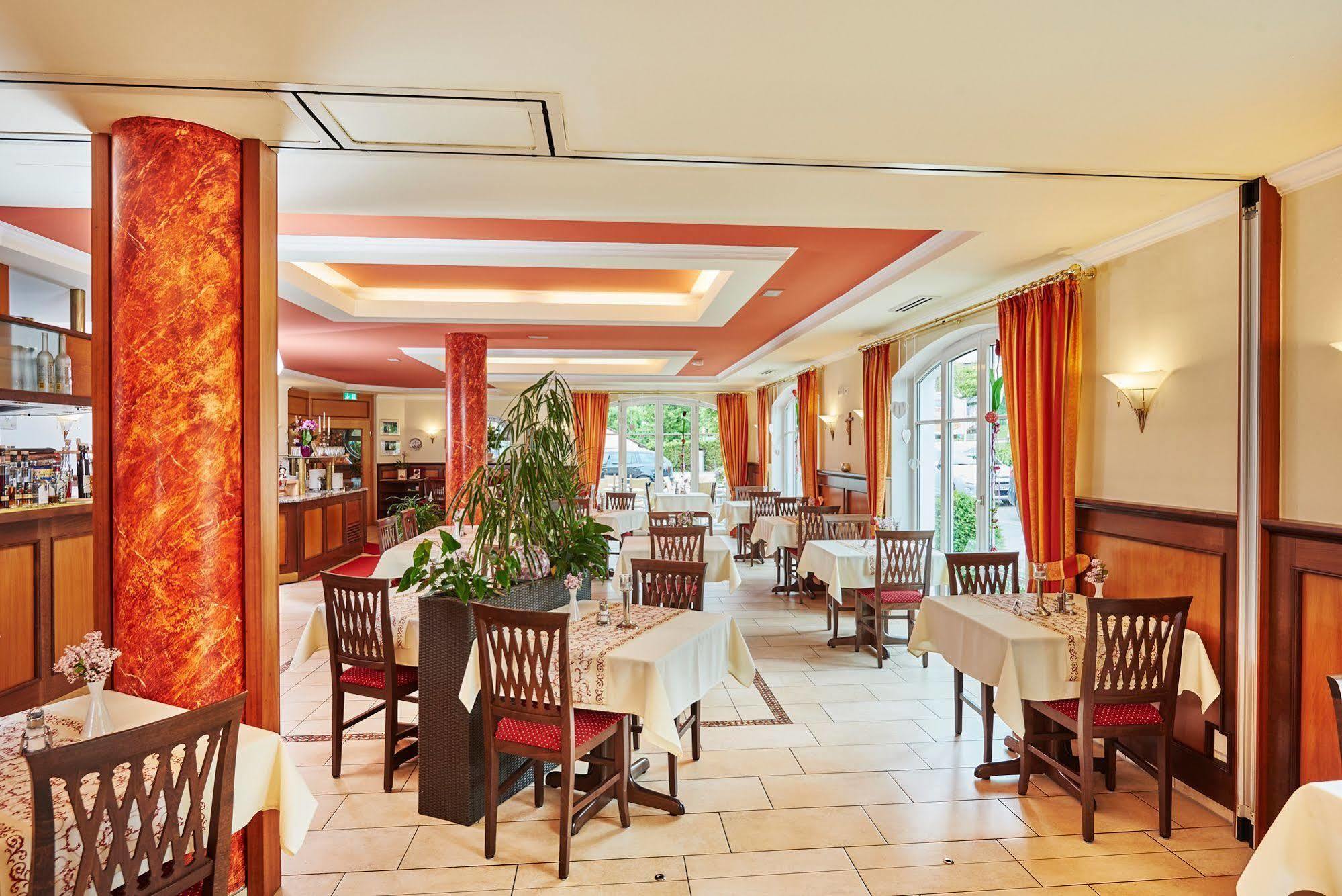 Akzent Hotel Bayerwald-Residenz Нойкирхен Экстерьер фото