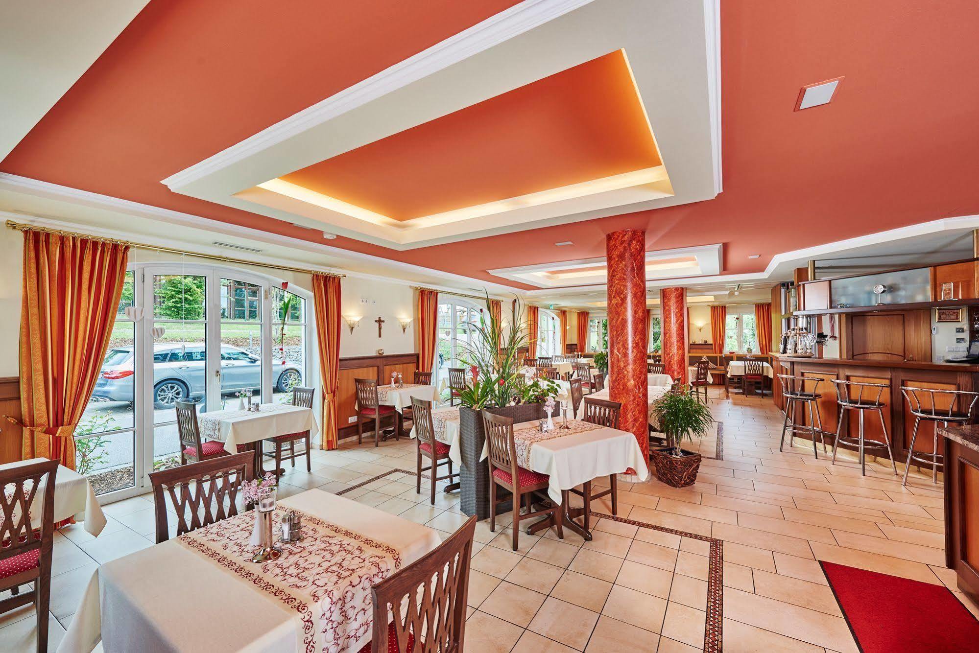 Akzent Hotel Bayerwald-Residenz Нойкирхен Экстерьер фото