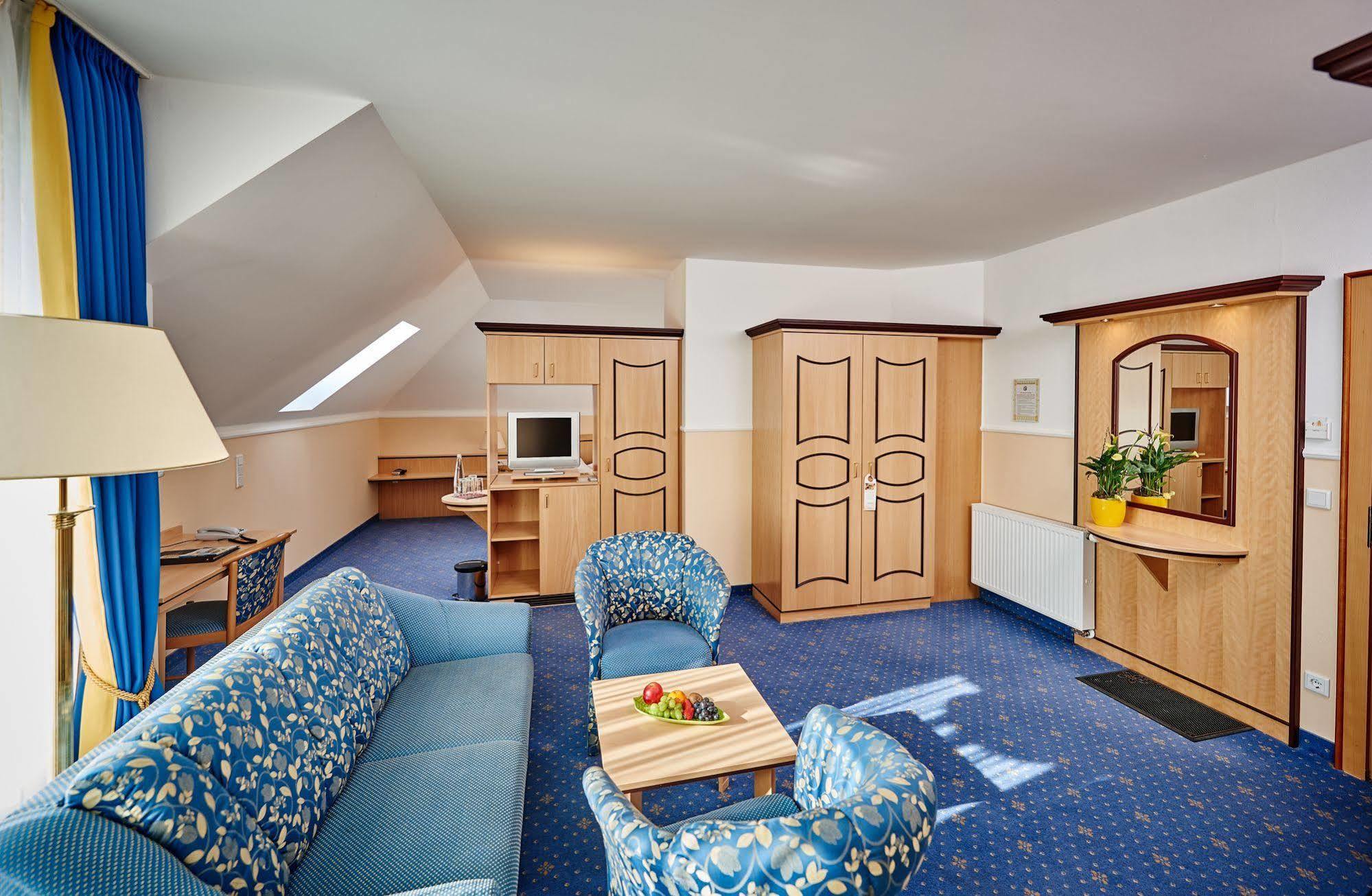 Akzent Hotel Bayerwald-Residenz Нойкирхен Экстерьер фото